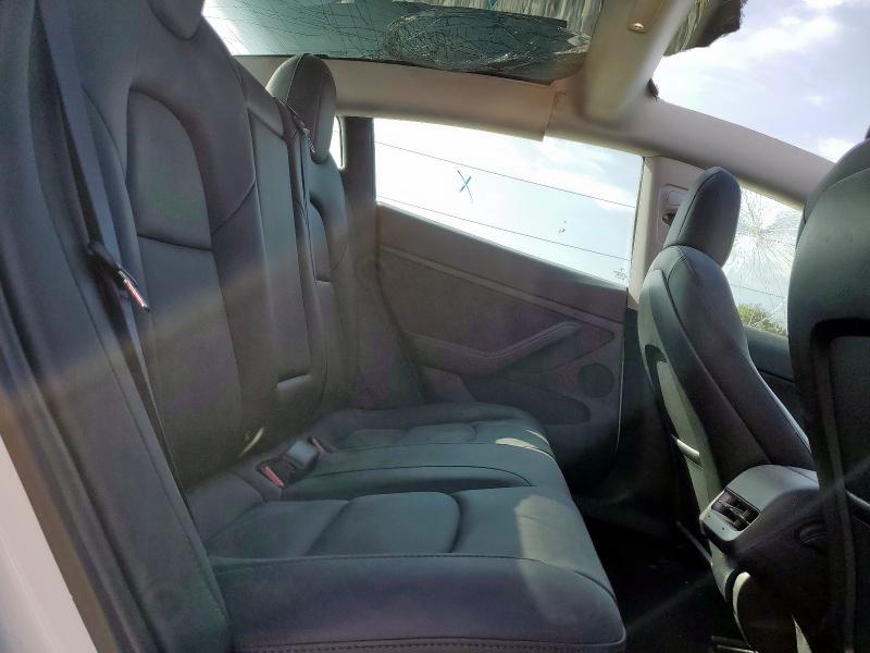 5YJ3E1EB7MF980560 - 2021 TESLA MODEL 3 WHITE photo 10