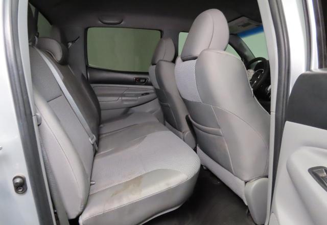 3TMLU4ENXDM121361 - 2013 TOYOTA TACOMA DOUBLE CAB SILVER photo 6