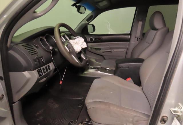 3TMLU4ENXDM121361 - 2013 TOYOTA TACOMA DOUBLE CAB SILVER photo 9