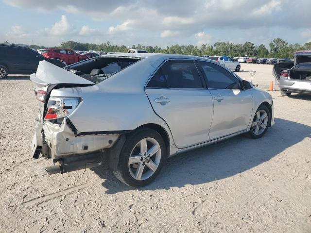 4T1BF1FK3EU450713 - 2014 TOYOTA CAMRY L SILVER photo 3