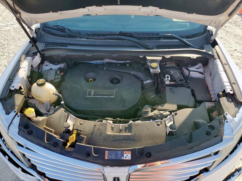 5LMCJ3C97JUL20750 - 2018 LINCOLN MKC RESERVE 白色 照片 12