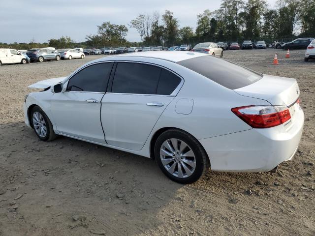 1HGCR3F85FA025630 - 2015 HONDA ACCORD EXL WHITE photo 2