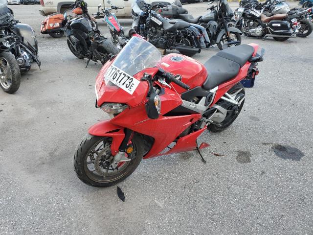 JH2RC7917EK000177 - 2014 HONDA VFR800 F RED photo 2