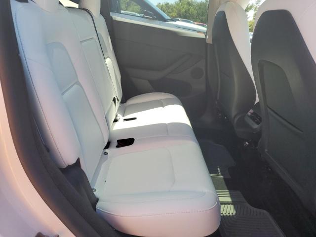 7SAYGDEF7NF544199 - 2022 TESLA MODEL Y 白色 照片 10
