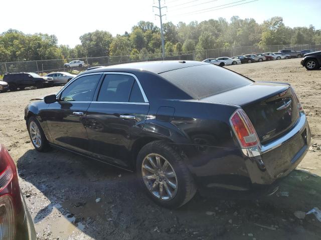 2C3CCAET5DH675698 - 2013 CHRYSLER 300C BLACK photo 2