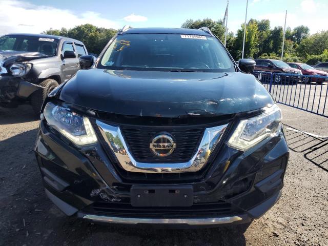 5N1AT2MV9JC839069 - 2018 NISSAN ROGUE S მწვანე ფოტო 5