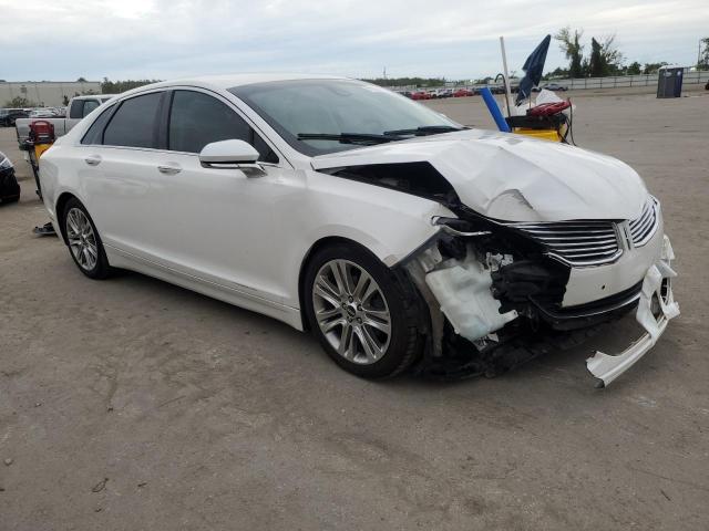 3LN6L2LU7FR629528 - 2015 LINCOLN MKZ HYBRID WHITE photo 4