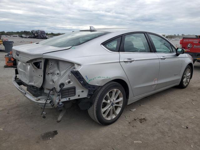 3FA6P0LUXKR147438 - 2019 FORD FUSION SE SILVER photo 3