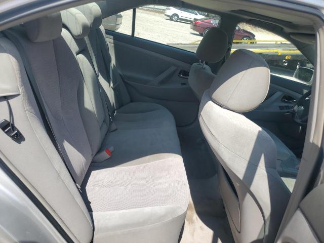 4T1BK3EK1BU126096 - 2011 TOYOTA CAMRY SE ვერცხლისფერი ფოტო 10