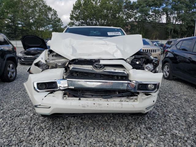 JTEBU5JR2D5130874 - 2013 TOYOTA 4RUNNER SR5 WHITE photo 5