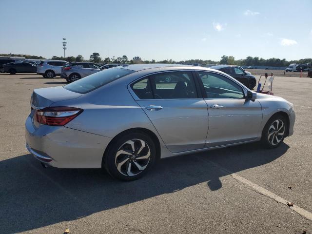 1HGCR2F81HA215969 - 2017 HONDA ACCORD EXL SILVER photo 3