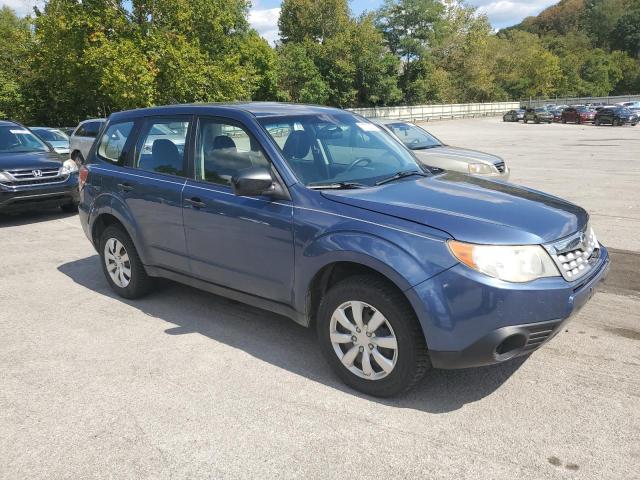 JF2SHAAC3BH701332 - 2011 SUBARU FORESTER 2.5X BLUE photo 4