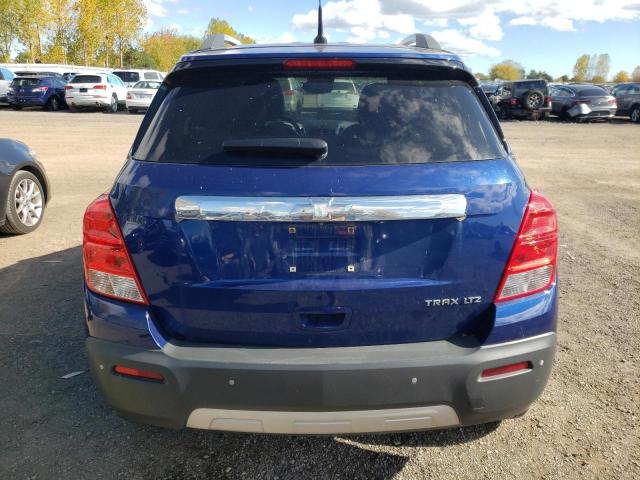 3GNCJSSB3DL114630 - 2013 CHEVROLET TRAX LTZ BLUE photo 6