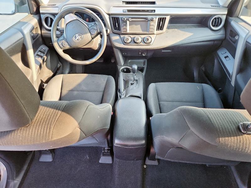 2T3ZFREV6HW354692 - 2017 TOYOTA RAV4 LE Gümüş foto 8