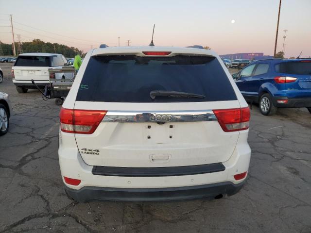 1C4RJFAG2DC581332 - 2013 JEEP GRAND CHER LAREDO WHITE photo 6