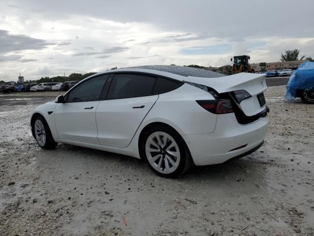 5YJ3E1EA2MF098543 - 2021 TESLA MODEL 3 WHITE photo 2