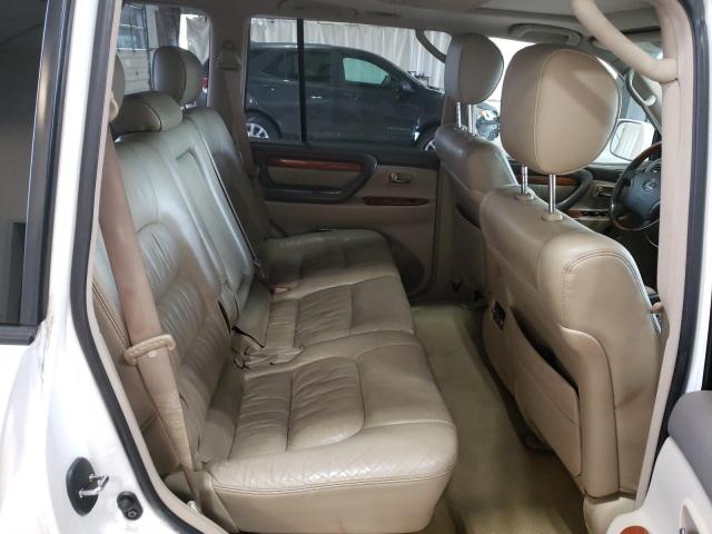 JTJHT00W264008601 - 2006 LEXUS LX 470 WHITE photo 11