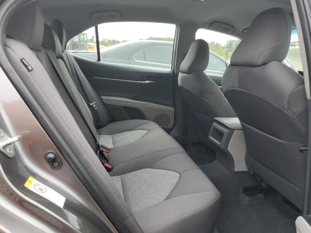 4T1B11HK4JU676071 - 2018 TOYOTA CAMRY L Gri fotoğraf 10