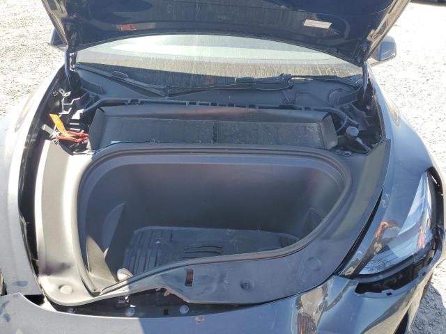 7SAYGAEE1SF258365 - 2025 TESLA MODEL Y CHARCOAL photo 12
