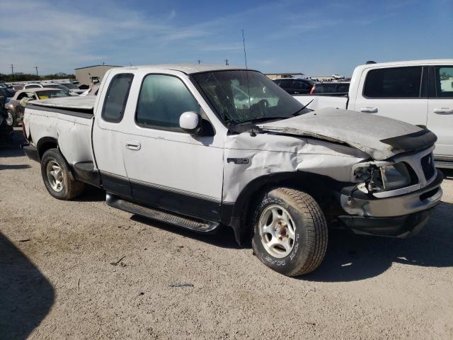 1FTDX0761VKA86700 - 1997 FORD F150 WHITE photo 4