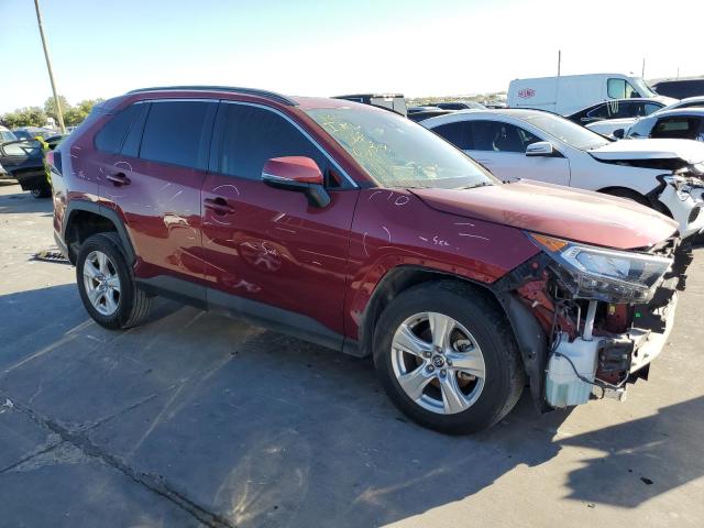 2T3W1RFV7LW095736 - 2020 TOYOTA RAV4 XLE BURGUNDY photo 4