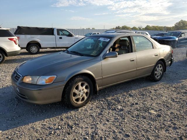2000 TOYOTA CAMRY LE, 