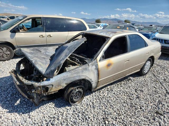 1998 TOYOTA CAMRY CE, 
