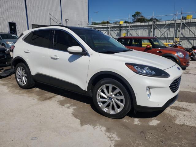 1FMCU9J92MUA30470 - 2021 FORD ESCAPE TITANIUM WHITE photo 4
