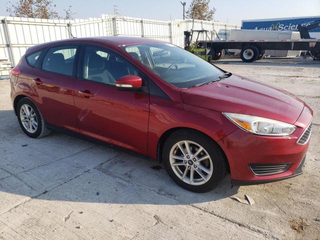 1FADP3K24GL386515 - 2016 FORD FOCUS SE RED photo 4