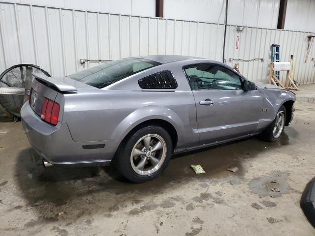 1ZVFT82H765101113 - 2006 FORD MUSTANG GT GRAY photo 3