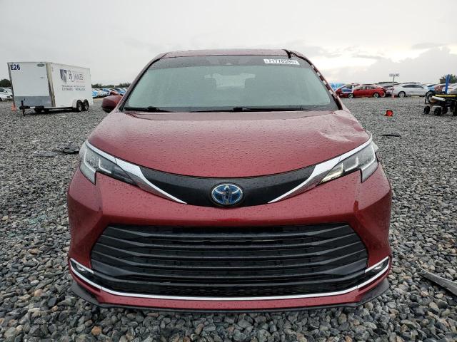 5TDYRKEC9MS066959 - 2021 TOYOTA SIENNA XLE RED photo 5