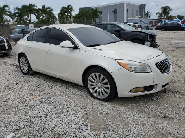 2G4GR5EKXC9113620 - 2012 BUICK REGAL WHITE photo 4