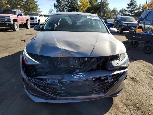 KMHLN4AJ8NU027147 - 2022 HYUNDAI ELANTRA LIMITED GRAY photo 5