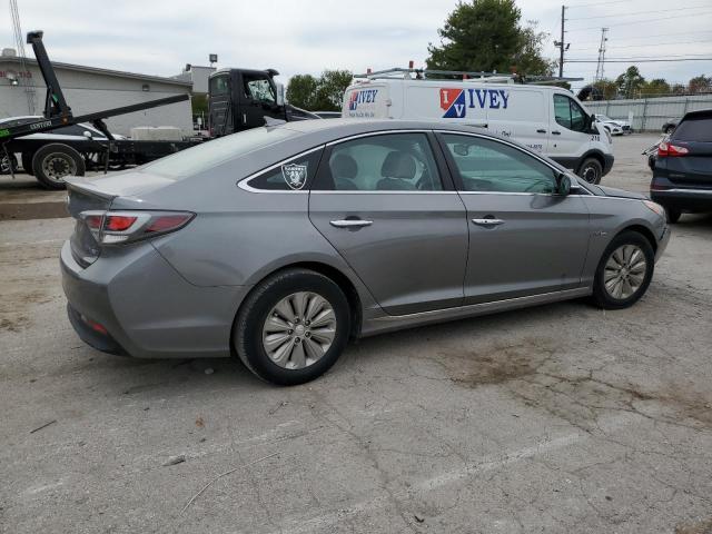 KMHE24L31HA070895 - 2017 HYUNDAI SONATA HYBRID GRAY photo 3