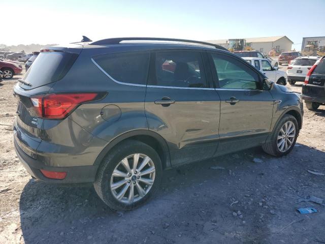 1FMCU9HD1KUA15563 - 2019 FORD ESCAPE SEL SILVER photo 3