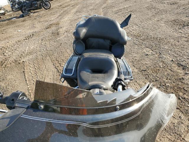 1HD1FC4108Y688293 - 2008 HARLEY-DAVIDSON FLHTCUI BLACK photo 5