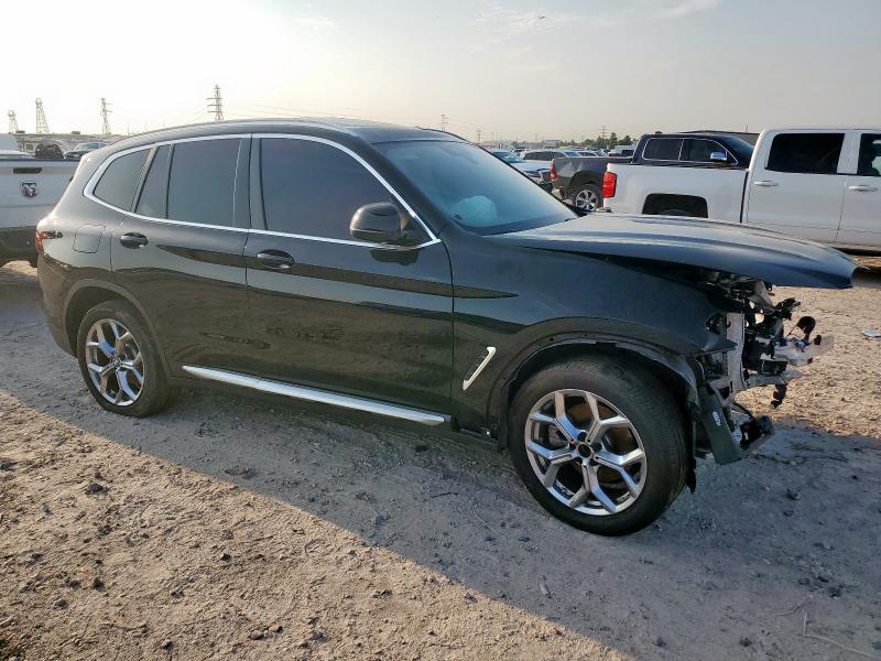 5UX43DP08R9W77732 - 2024 BMW X3 SDRIVE30I BLACK photo 4