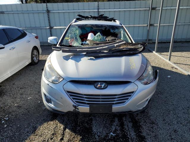 KM8JUCAC0DU693312 - 2013 HYUNDAI TUCSON GLS SILVER photo 5