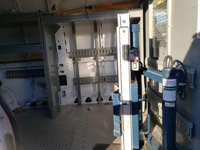 3C6URVHG3JE116900 - 2018 RAM PROMASTER 3500 HIGH თეთრი ფოტო 11