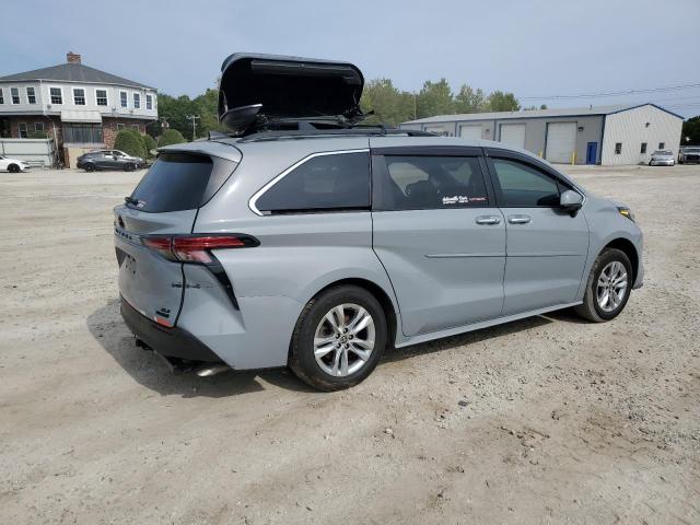 5TDASKFCXNS045169 - 2022 TOYOTA SIENNA XLE GRAY photo 3