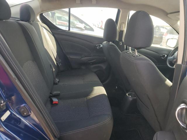 3N1CN7AP8JL872520 - 2018 NISSAN VERSA S 蓝色 照片 10