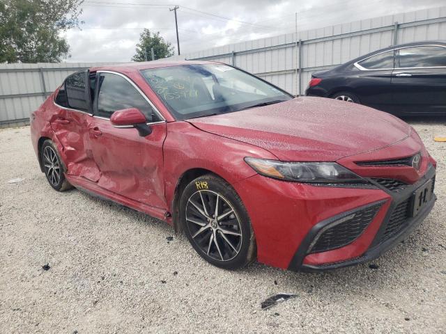 4T1G11AKXPU155977 - 2023 TOYOTA CAMRY SE NIGHT SHADE RED photo 4