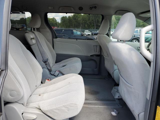 5TDKK3DC7BS008962 - 2011 TOYOTA SIENNA LE CHARCOAL photo 11