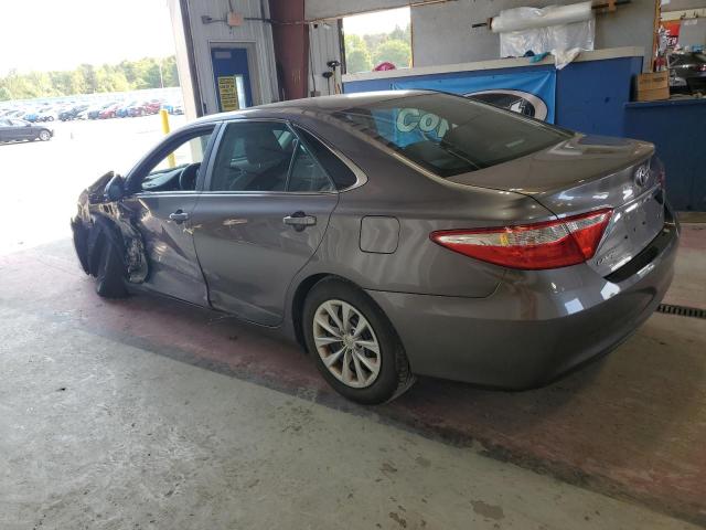 4T4BF1FK8FR455283 - 2015 TOYOTA CAMRY LE GRAY photo 2