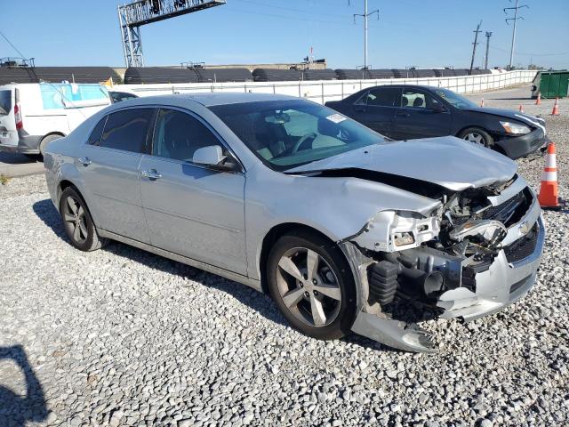 1G1ZC5EU0CF104019 - 2012 CHEVROLET MALIBU 1LT SILVER photo 4