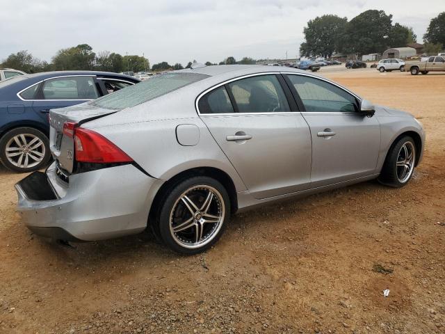 YV1902FH5B2017765 - 2011 VOLVO S60 T6 SILVER photo 3