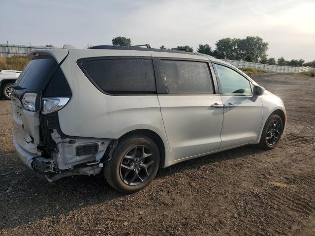 2C4RC1GG6KR617614 - 2019 CHRYSLER PACIFICA LIMITED WHITE photo 3