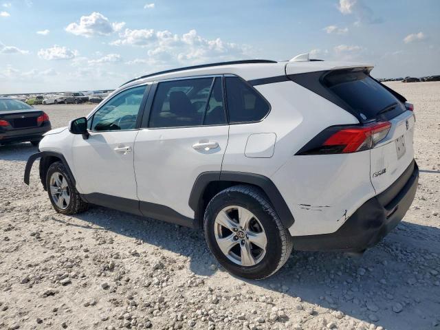 2T3W1RFV4MC119655 - 2021 TOYOTA RAV4 XLE WHITE photo 2