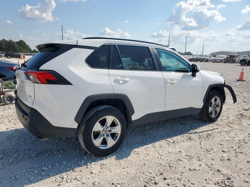 2T3W1RFV4MC119655 - 2021 TOYOTA RAV4 XLE WHITE photo 3