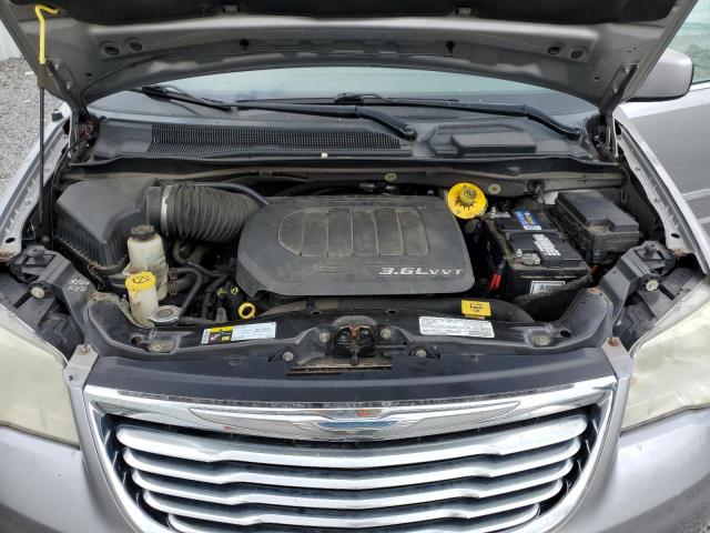2C4RC1BG5DR781706 - 2013 CHRYSLER TOWN & COU TOURING SILVER photo 12